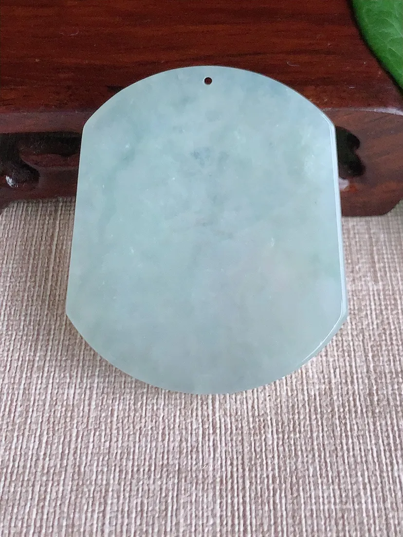 天然A货翡翠晴水一刀切生肖虎吊坠尺寸50.4×42.5×5m量25.37g 0518