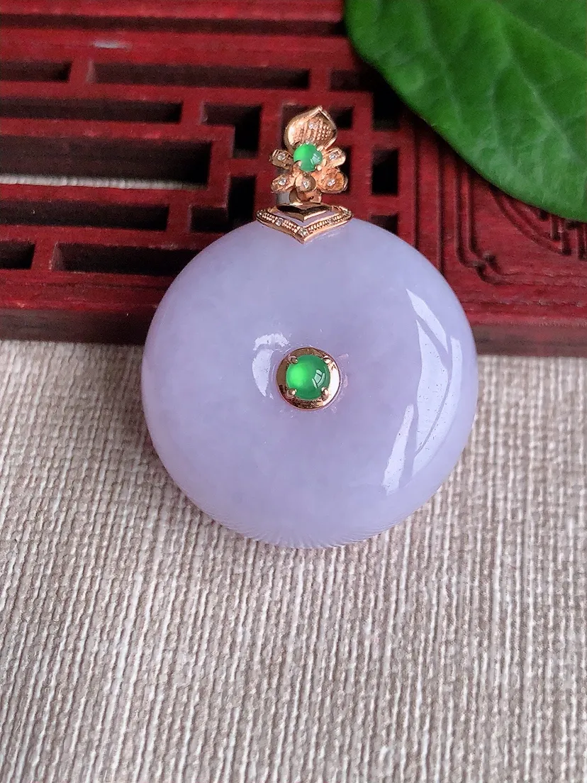 a货翡翠老坑冰种18K金镶嵌紫罗兰平安扣吊坠  尺寸35.5×27×12.6mm 重量20.96g 