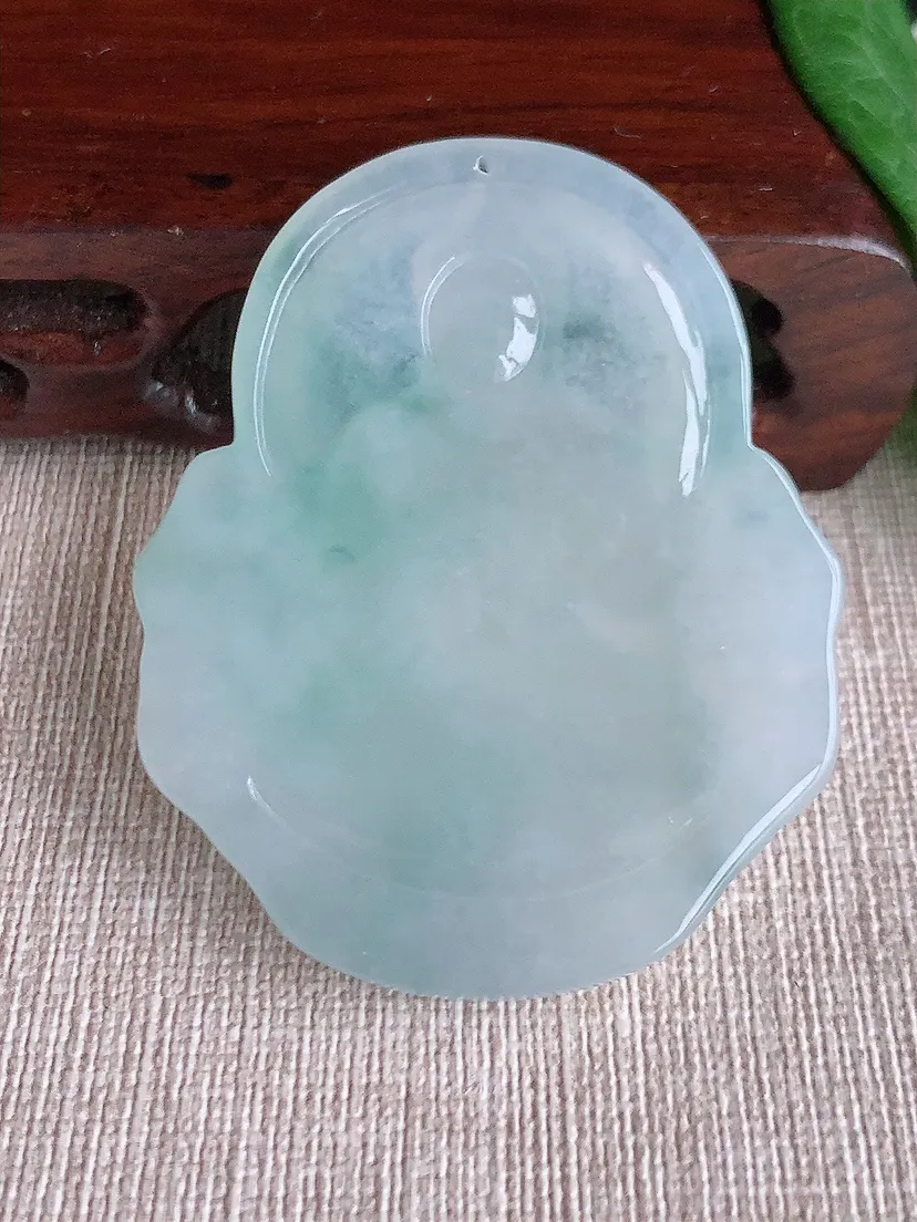 天然A货翡翠晴水大日如来吊坠尺寸55.5×45×6m量28.17g 0518