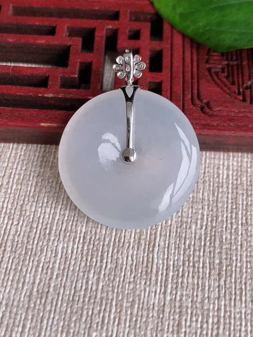 天然A货翡翠18K白月光平安扣吊坠尺寸31.2×24.4×4.6m量5.68g 0518