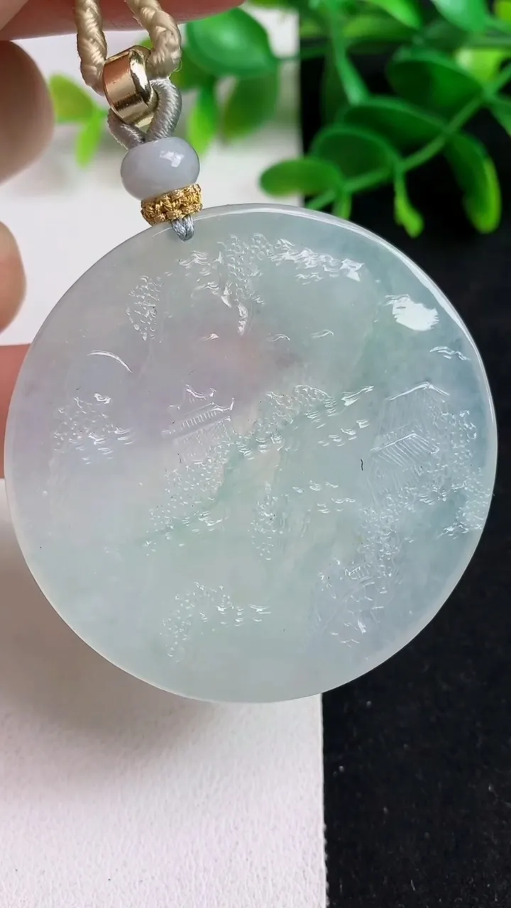 天然A货翡翠山水牌吊坠，尺寸51.7-4.5，重量:34.42g
5月19日