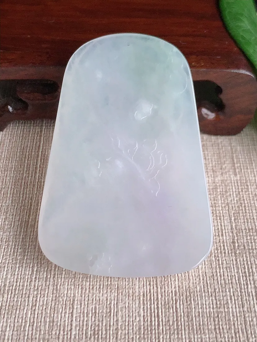 天然A货翡翠不动明王吊坠 尺寸61.4×41.2×6m量33.28g 0518