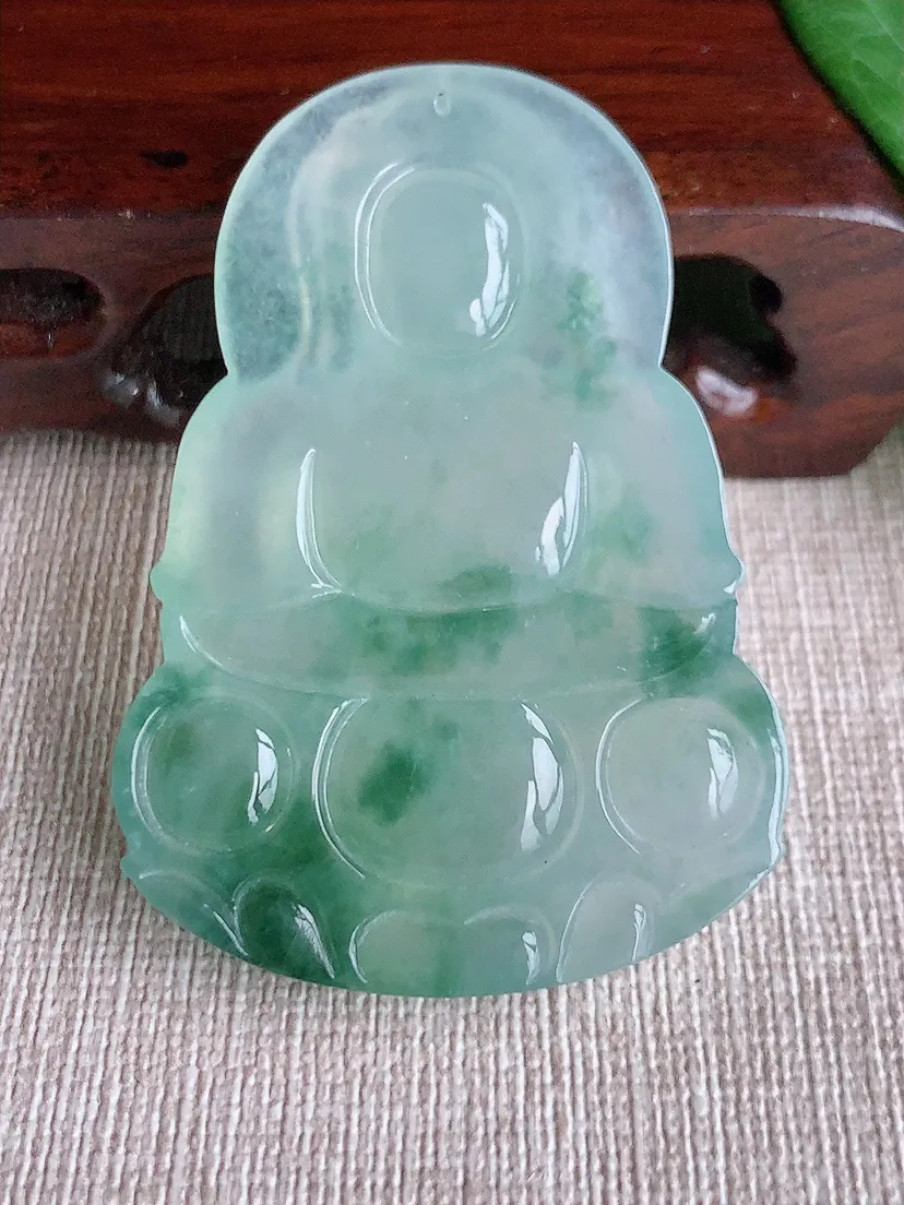 天然A货翡翠飘花正装观音吊坠尺寸54.7×38.7×6.3m量24.27g 0518