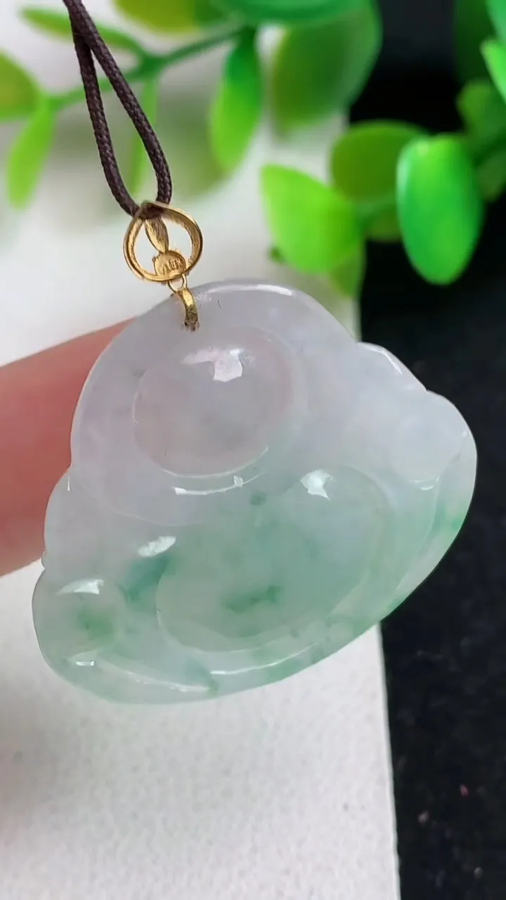 天然A货翡翠佛公吊坠，尺寸33-31.6-5.6，重:7.28g
5月20日