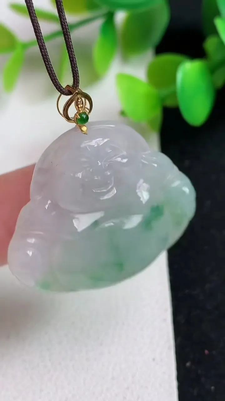 天然A货翡翠佛公吊坠，尺寸33-31.6-5.6，重:7.28g
5月20日