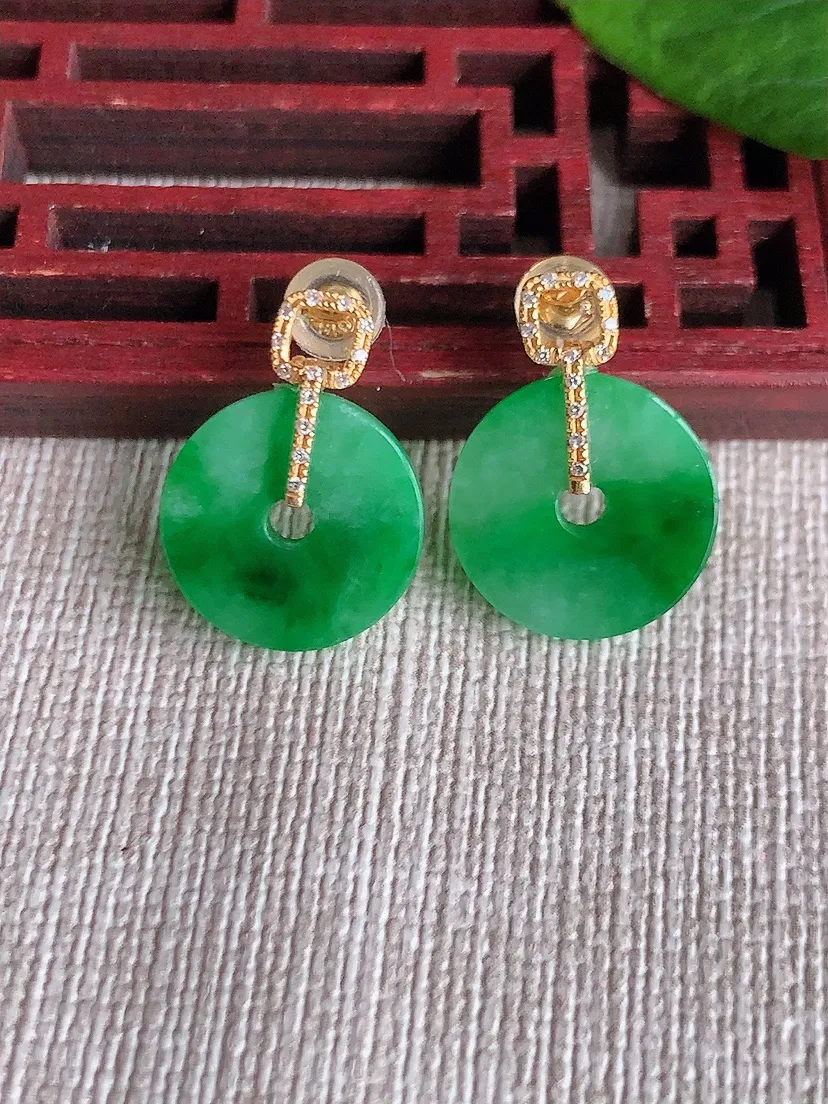 天然A货翡翠18K金伴钻镶嵌飘阳绿平安扣耳坠 尺寸13.6×2mm 重量2.83g 0518