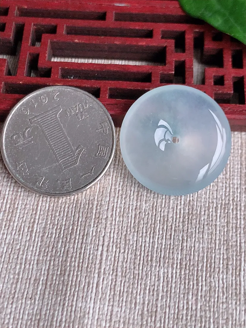 天然A货翡翠白月光平安扣吊坠尺寸24×6m量7.00g 0518