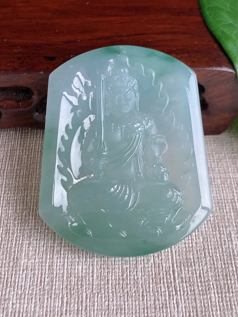 a货翡翠老坑冰种一刀切飘花不动明王吊坠  尺寸51×41×5.5mm 重量24.96g 0520