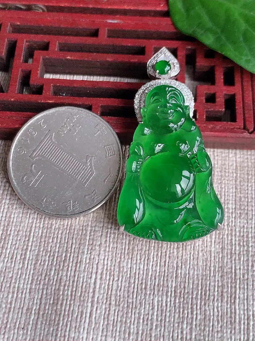 天然A货翡翠18K金伴满绿布袋佛吊坠尺寸43.3×33.3×21.7×8m量8.50g 0518