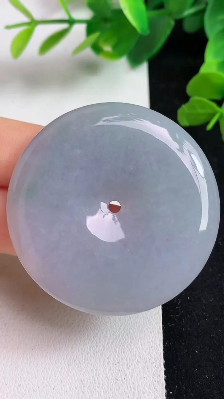 天然A货翡翠紫罗兰平安扣吊坠，尺寸46-6，重量:27.00g
5月22日