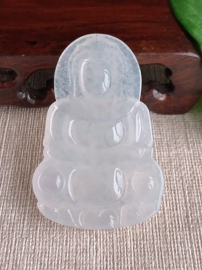 天然A货翡翠白月光正装观音吊坠尺寸50.8×33.2×4.7m量14.90g 0521
