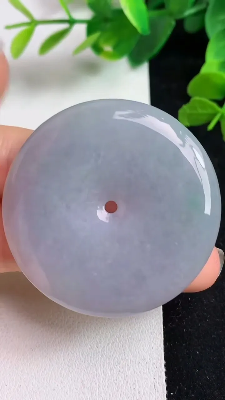 天然A货翡翠紫罗兰平安扣吊坠，尺寸46-6，重量:27.00g
5月22日