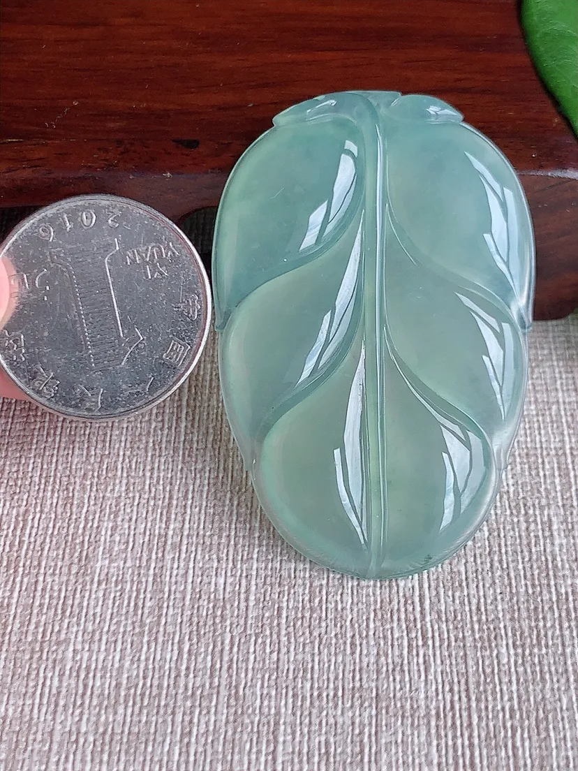 a货翡翠老坑冰种晴水大叶子金枝玉叶吊坠  尺寸54.2×35.6×6mm 重量23.60g 0522