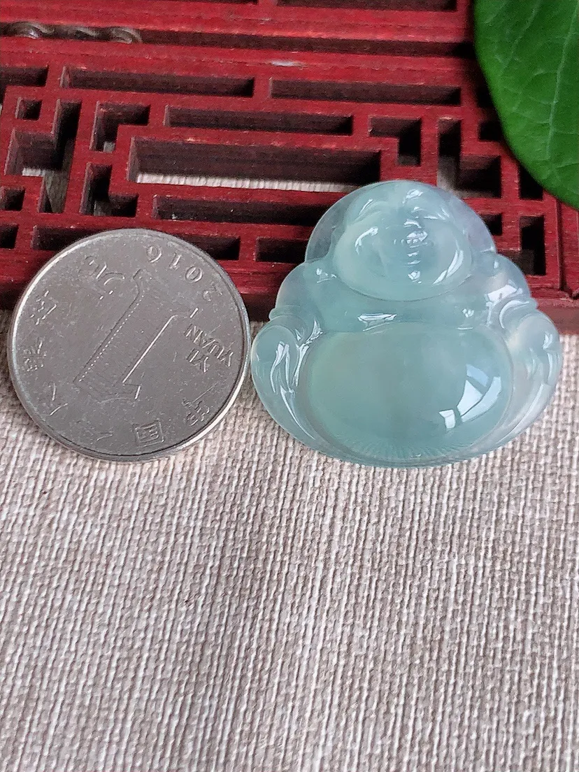 a货翡翠老坑冰种晴水佛公吊坠  尺寸30.6×31.7×6.2mm 重量9.47g 0522