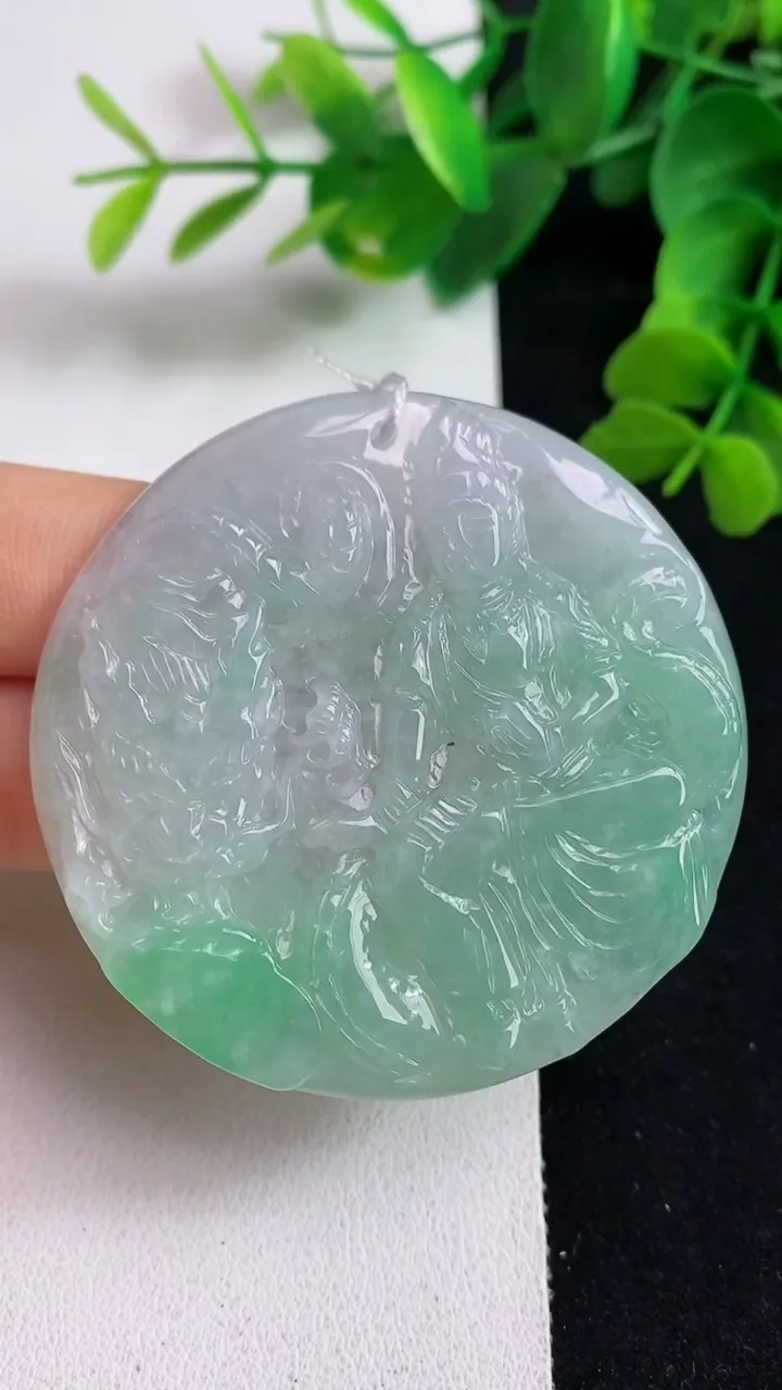 天然A货翡翠祥龙观音菩萨吊坠，尺寸51-4，重量:25.20g
5月23日