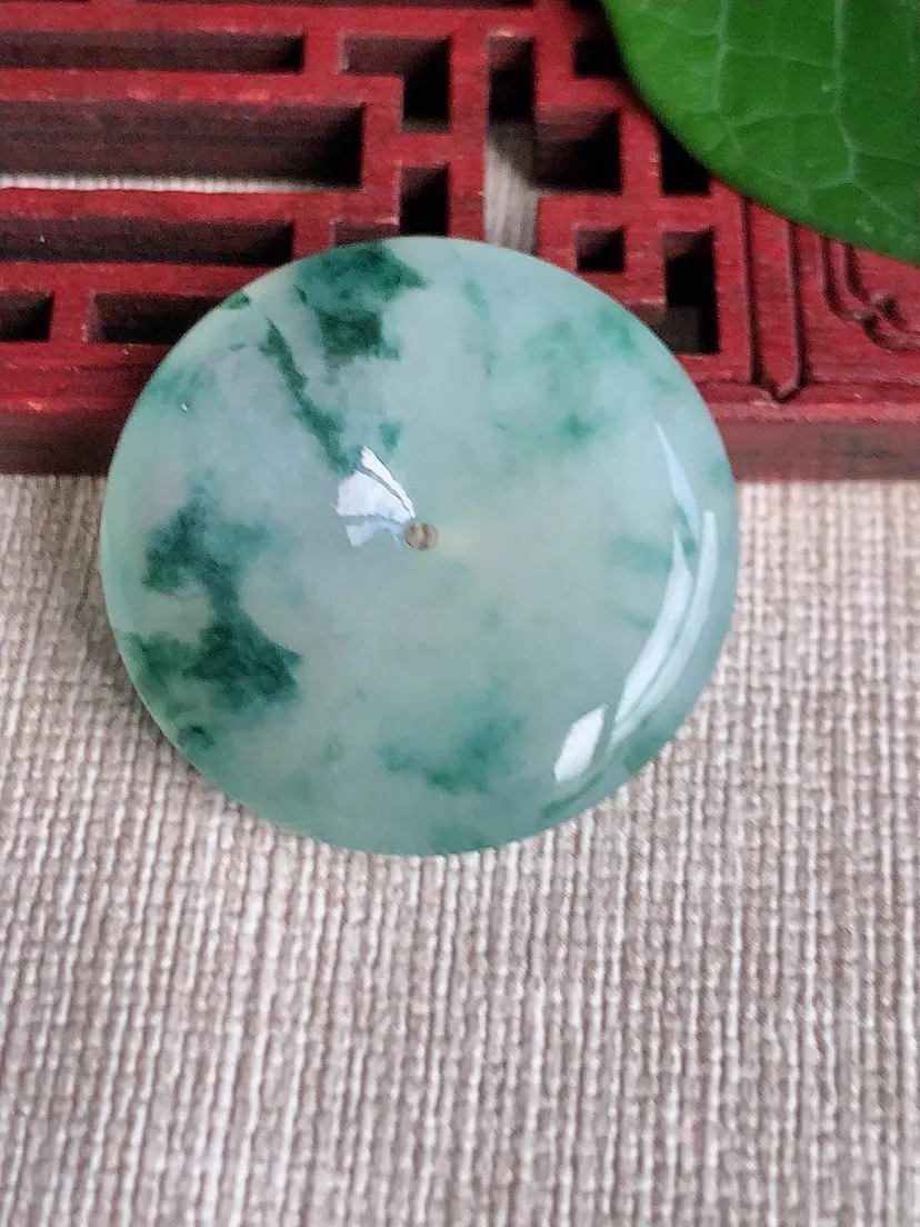 a货翡翠老坑冰种飘花平安扣吊坠 尺寸29×5.8mm 重量10.82g 0522