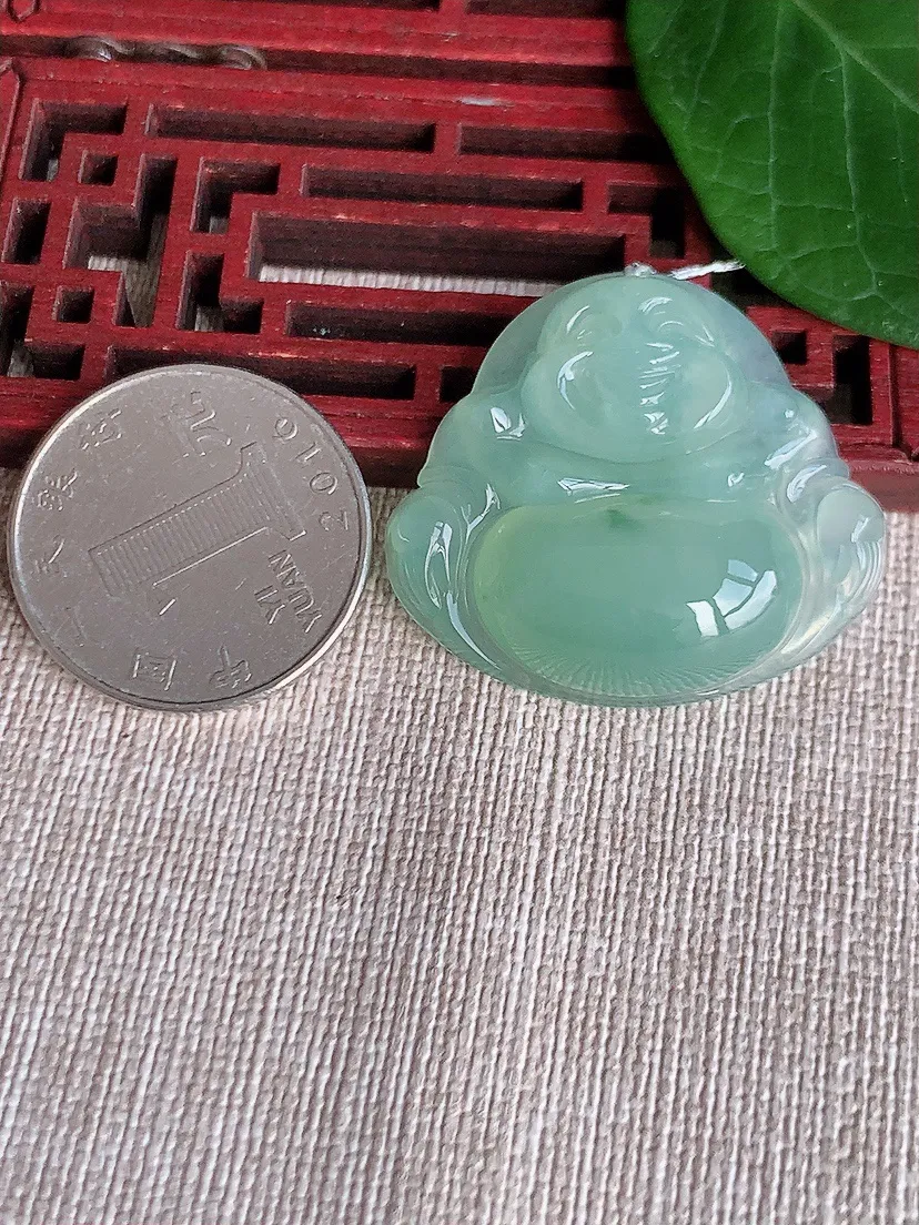 a货翡翠老坑冰种晴水佛公吊坠  尺寸31×34.7×8mm 重量11.80g 0522