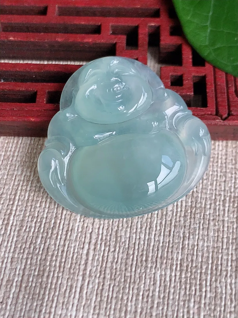 a货翡翠老坑冰种晴水佛公吊坠  尺寸30.6×31.7×6.2mm 重量9.47g 0522