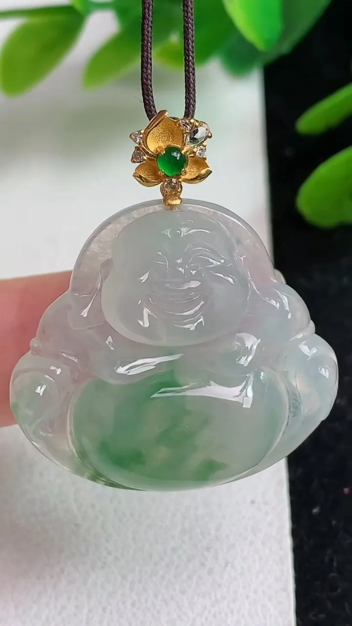 天然A货翡翠佛公吊坠，尺寸26-29-6，重量:7.10g
5月23日