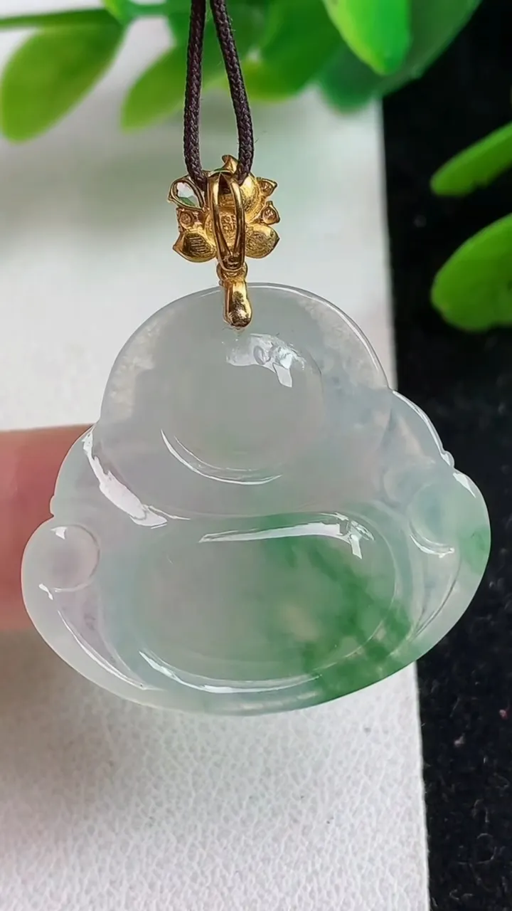 天然A货翡翠佛公吊坠，尺寸26-29-6，重量:7.10g
5月23日