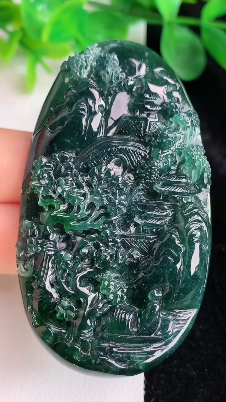 天然A货翡翠蓝水山水牌吊坠，尺寸68.2-39.3-7.5，重量:39.90g
5月24日
