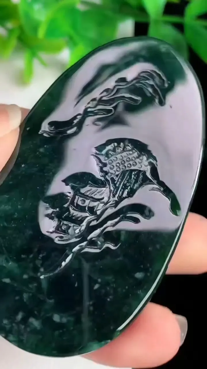 天然A货翡翠蓝水山水牌吊坠，尺寸68.2-39.3-7.5，重量:39.90g
5月24日