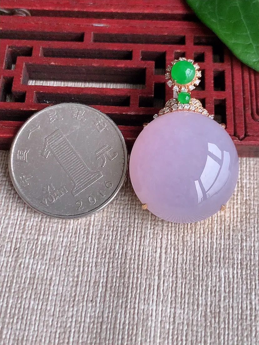 天然A货翡翠18K金伴紫罗兰蛋面吊坠尺寸34.2×22.3×22×12m量12.65g 0523