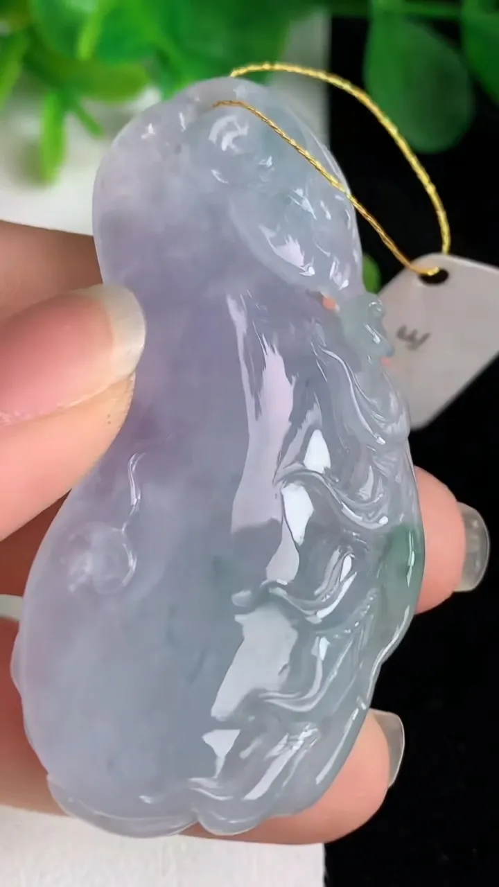 天然A货翡翠紫罗兰 飘花凤凰吊坠，尺寸59.3-27-9.7，重量:27.06g
5月24日