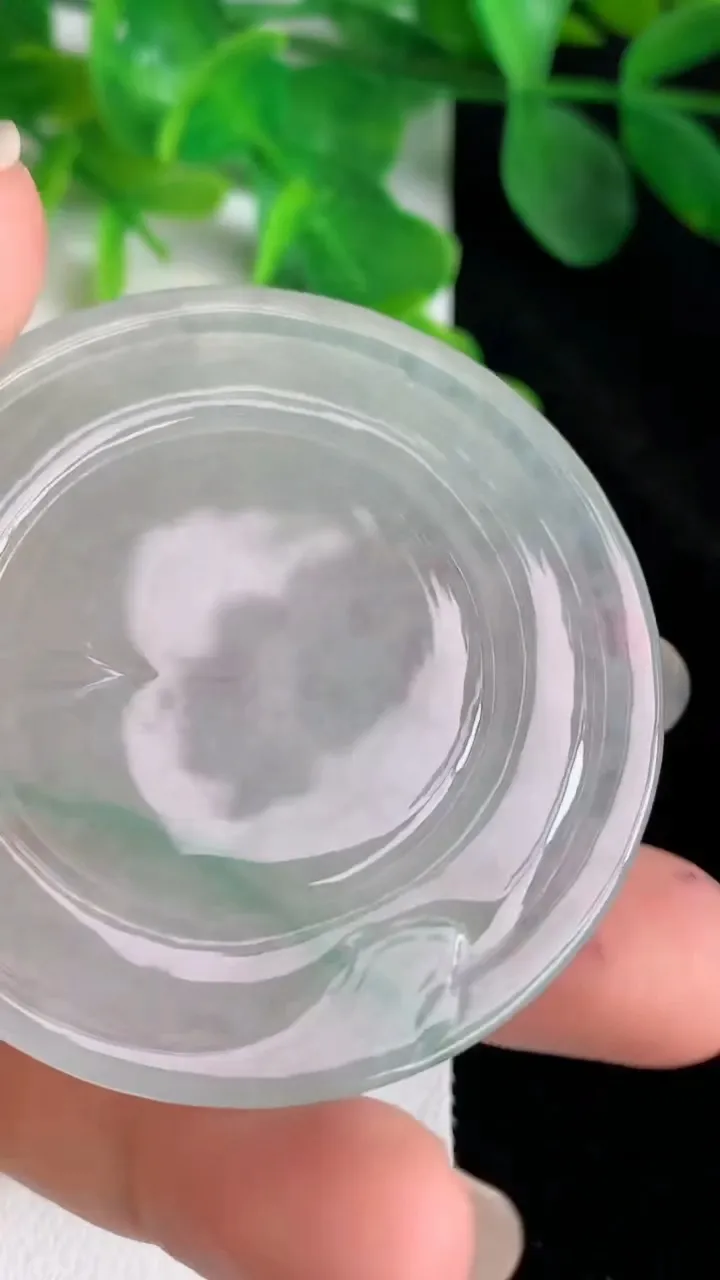 天然A货翡翠山水牌吊坠，尺寸51.6-5.8，重量:31.26g
5月24日