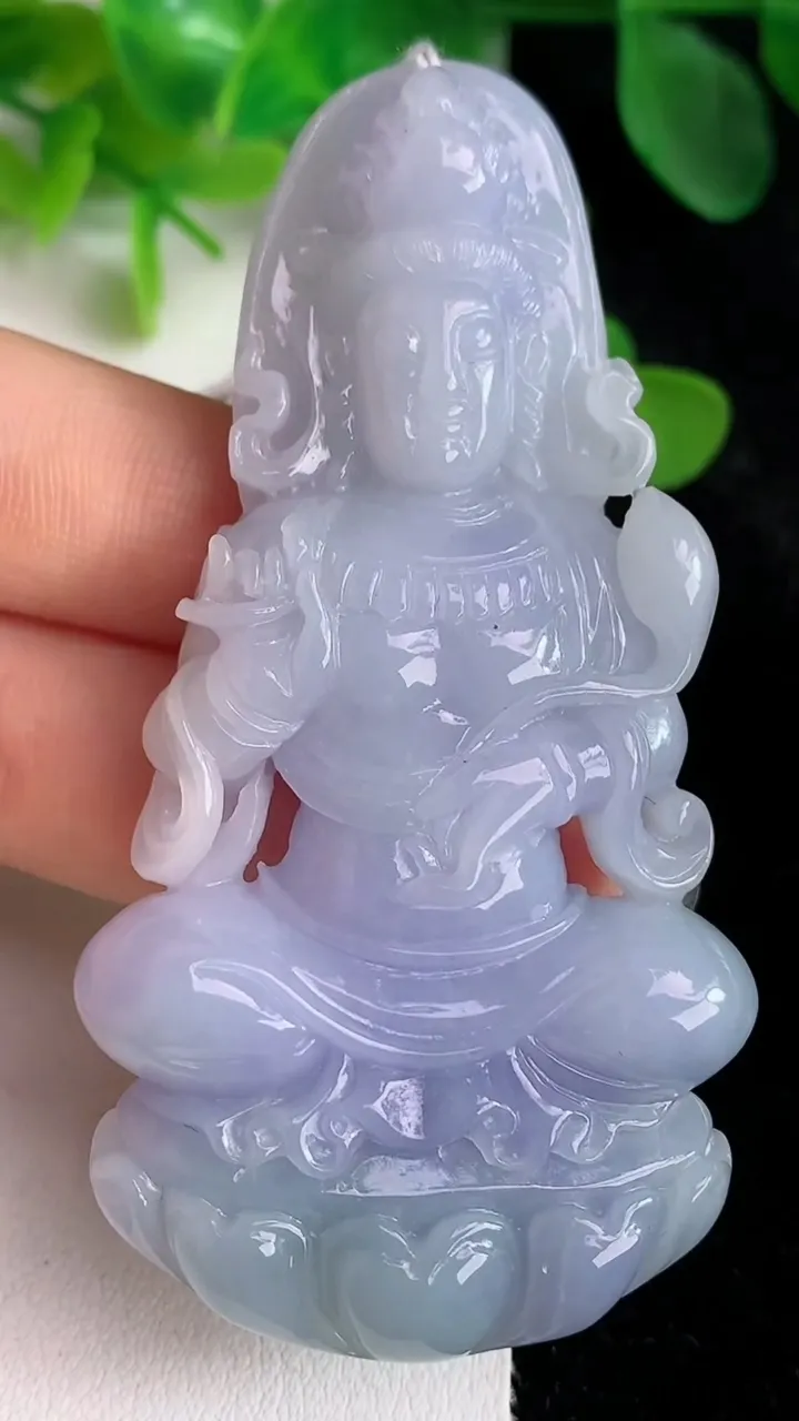 天然A货翡翠紫罗兰大势至观音菩萨吊坠，尺寸74.2-38-10.4，重量:47.75g
5月24日