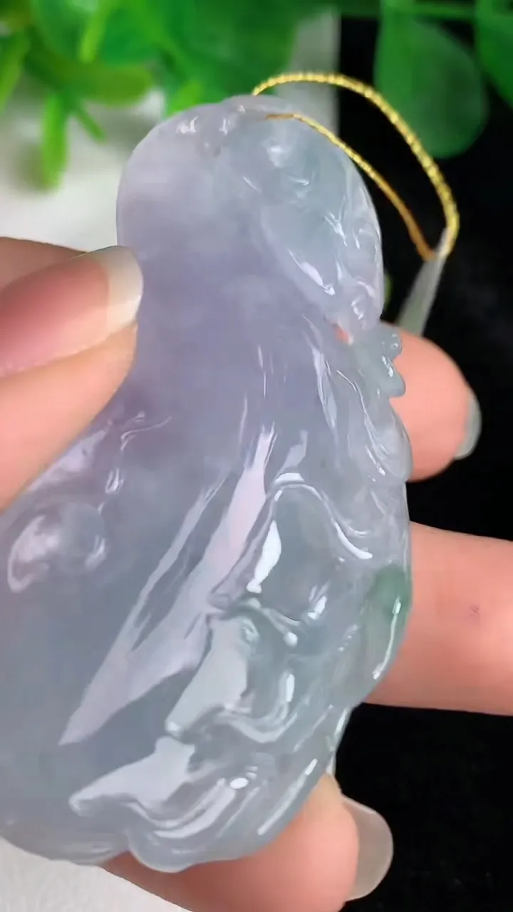 天然A货翡翠紫罗兰 飘花凤凰吊坠，尺寸59.3-27-9.7，重量:27.06g
5月24日