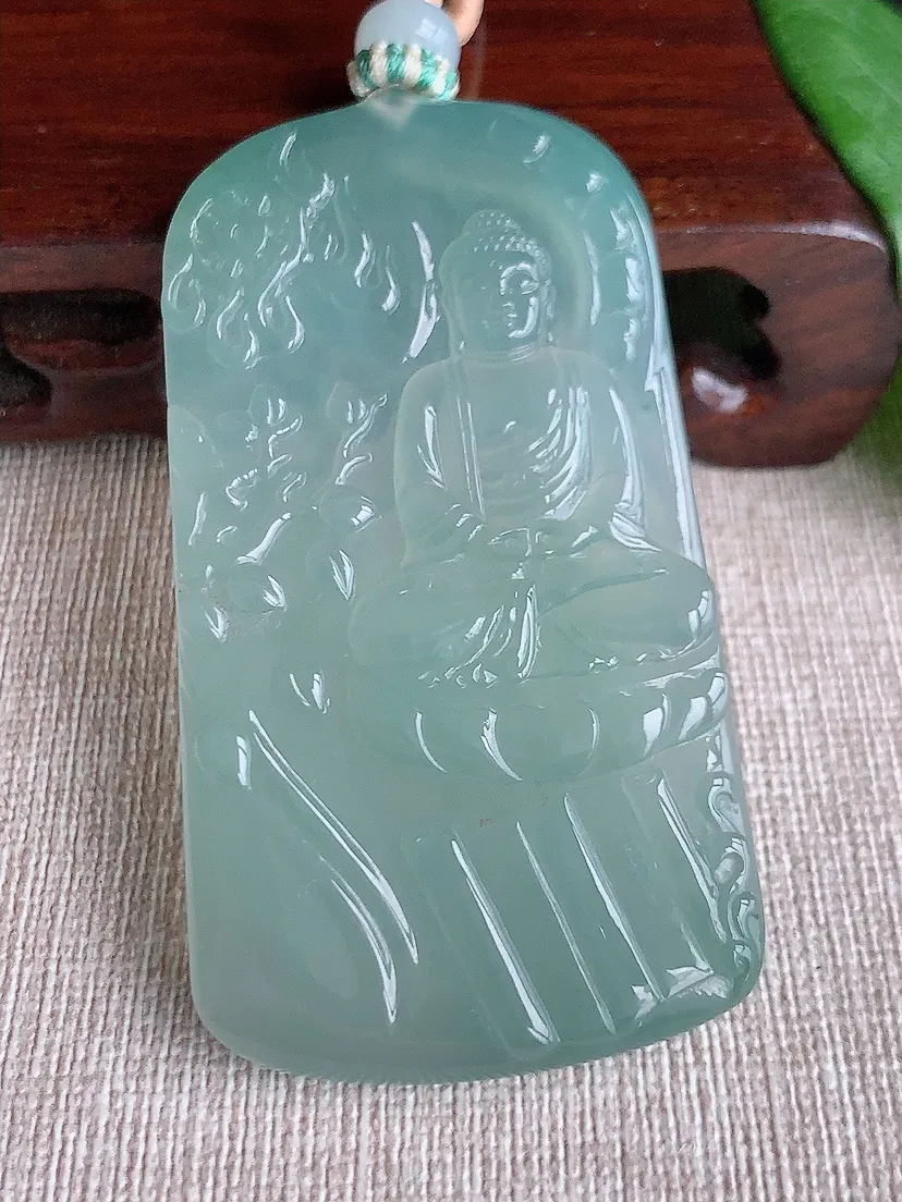 天然A货翡翠晴水阿弥陀佛吊坠尺寸66×35.8×5.8m量41.70g 0523