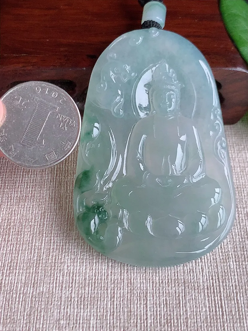 天然A货翡翠飘花观音吊坠尺寸69.3×44.8×5.6m量40.70g 0523