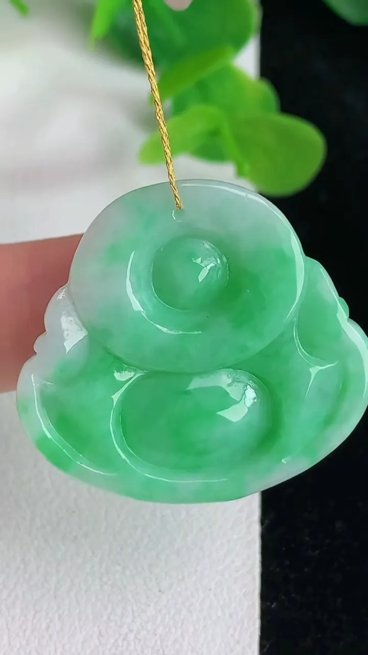 天然A货翡翠佛公吊坠，尺寸28-31-7，重量:10.30g
5月24日