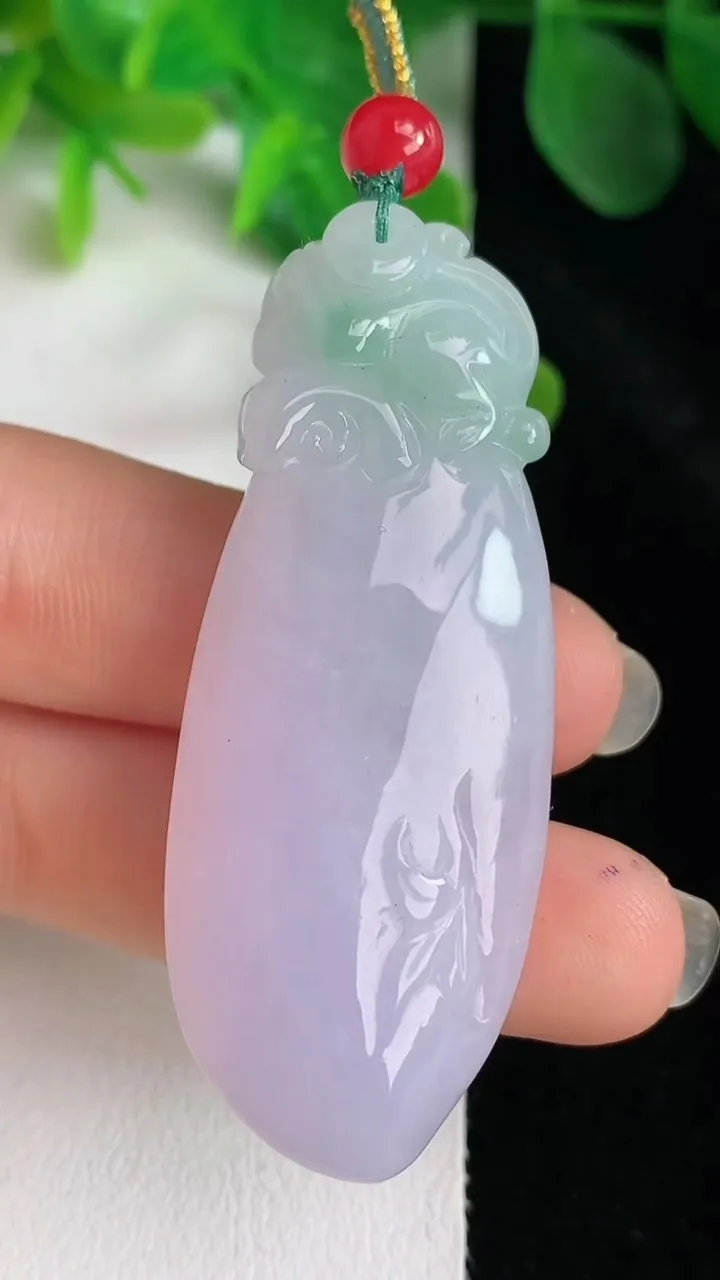 天然A货翡翠春带彩 紫罗兰灵猴献瑞 福瓜吊坠，尺寸53.8-21.2-12，重量:24.18g
5月24日