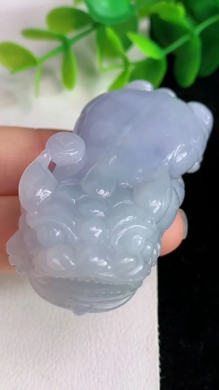 天然A货翡翠紫罗兰貔貅吊坠，尺寸58-28-14.6，重量:56.50g
5月26日