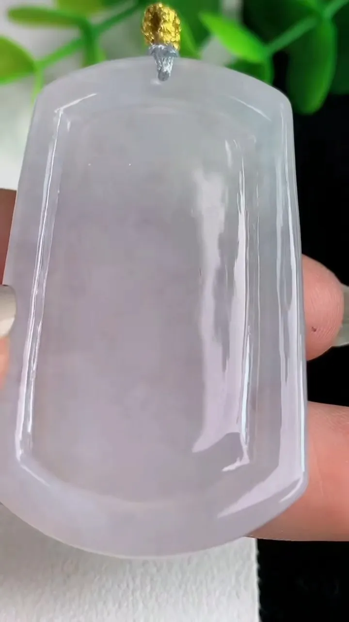 天然A货翡翠白冰生肖猴吊坠，尺寸50-30-9，重量:25.66g
5月26日