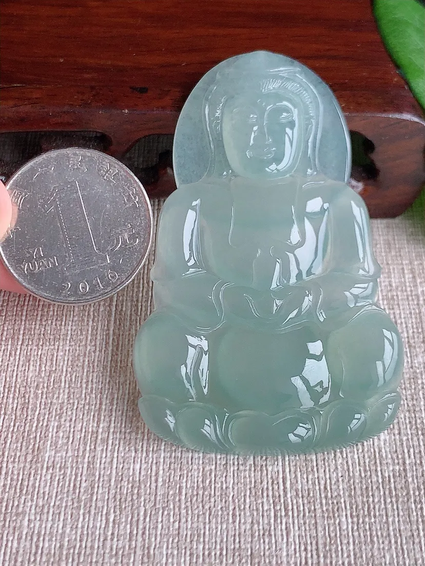 a货翡翠老坑冰种晴水大正装观音吊坠  尺寸65×41×5.3mm 重量26.93g 0525