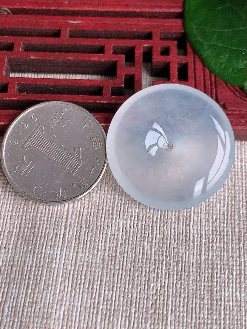 天然A货翡翠白月光平安扣吊坠尺寸29.3×5.6m量10.16g 0530