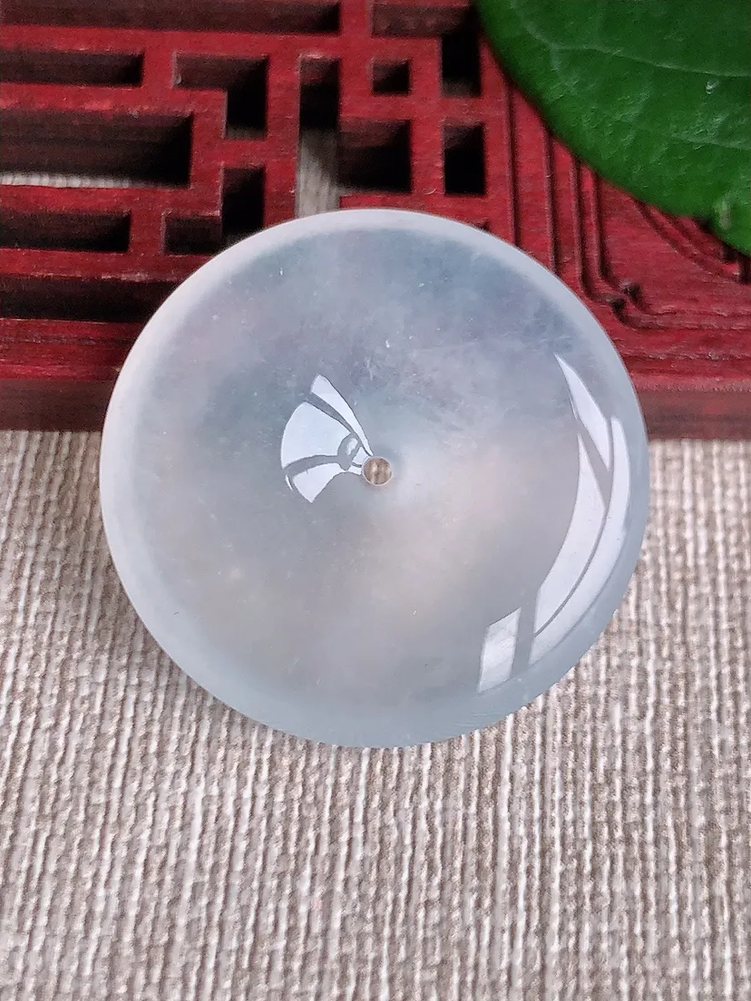 天然A货翡翠白月光平安扣吊坠尺寸29.3×5.6m量10.16g 0530