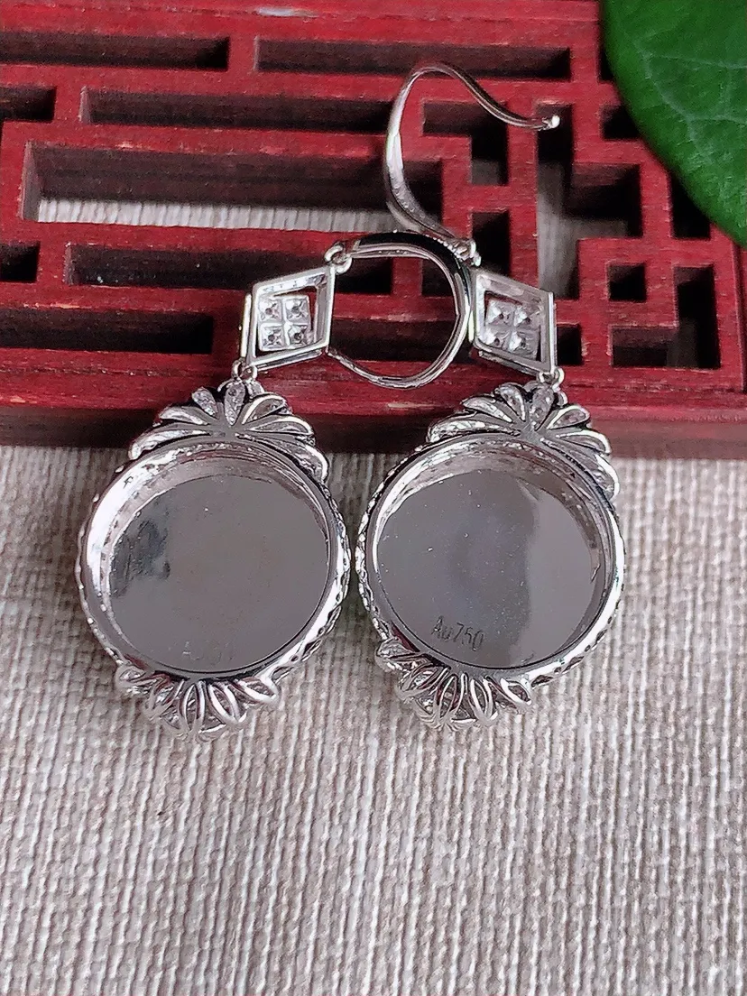 天然A货翡翠18K金伴钻镶嵌甜绿平安扣耳坠 尺寸14.8×6mm 重量8.30g 0530