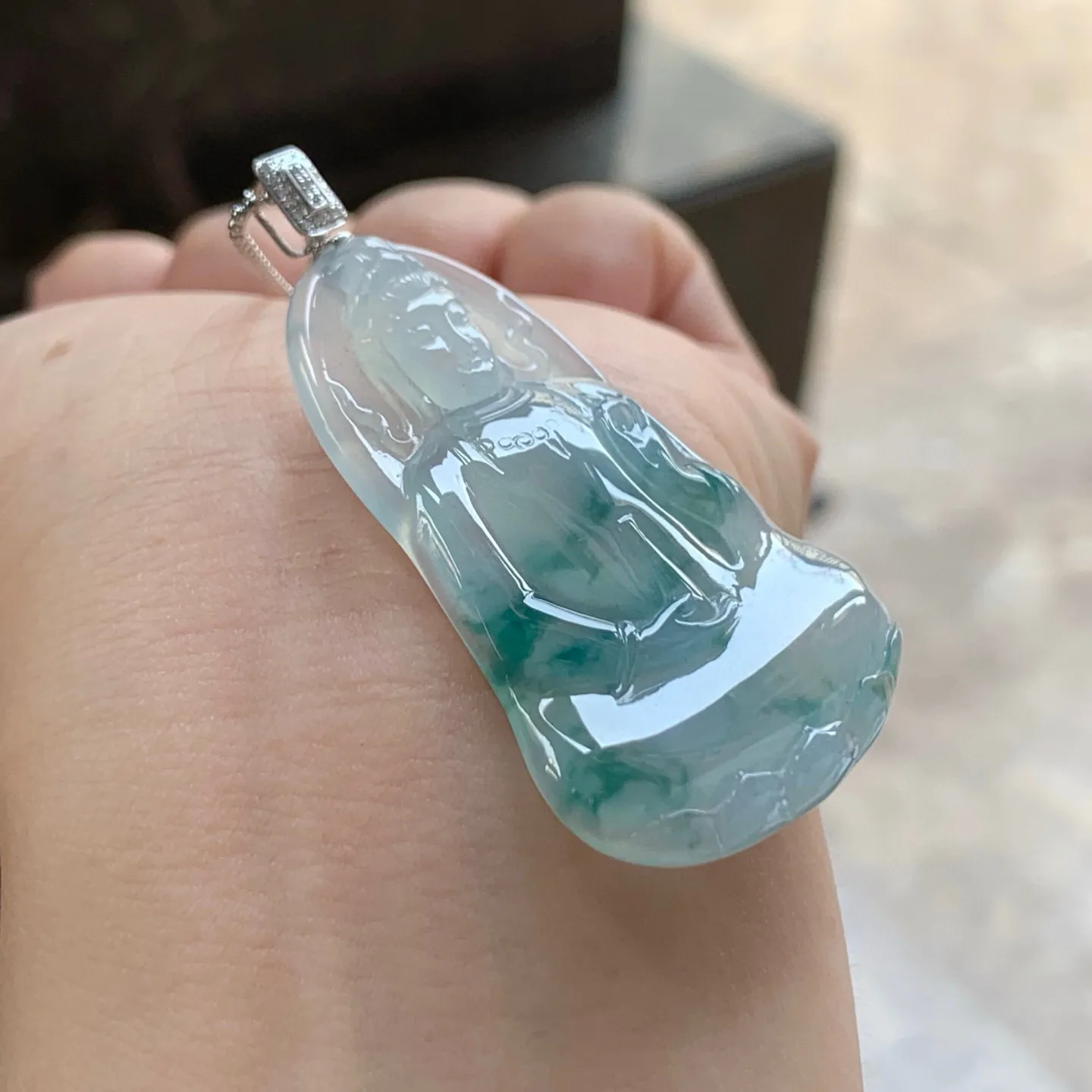 冰飘花观音
清爽 金扣