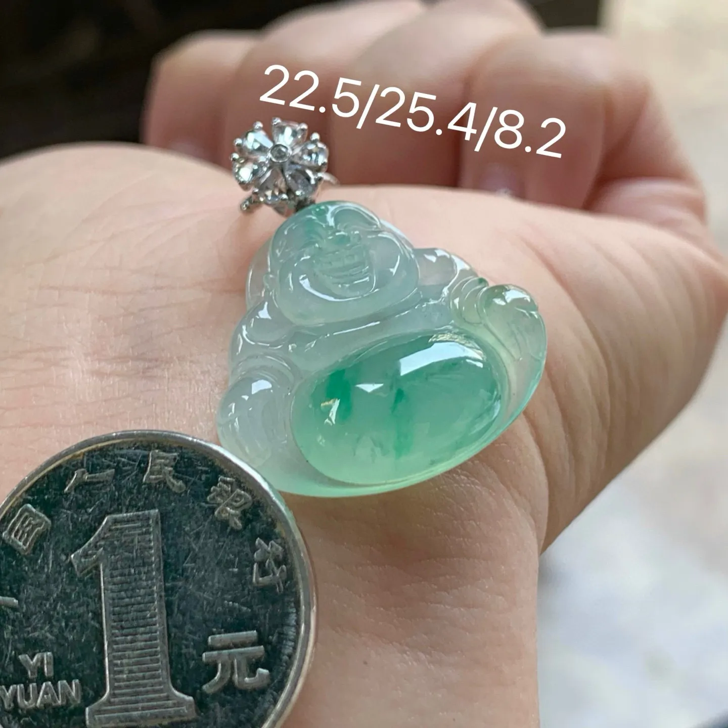 色花坐佛品相好 金扣