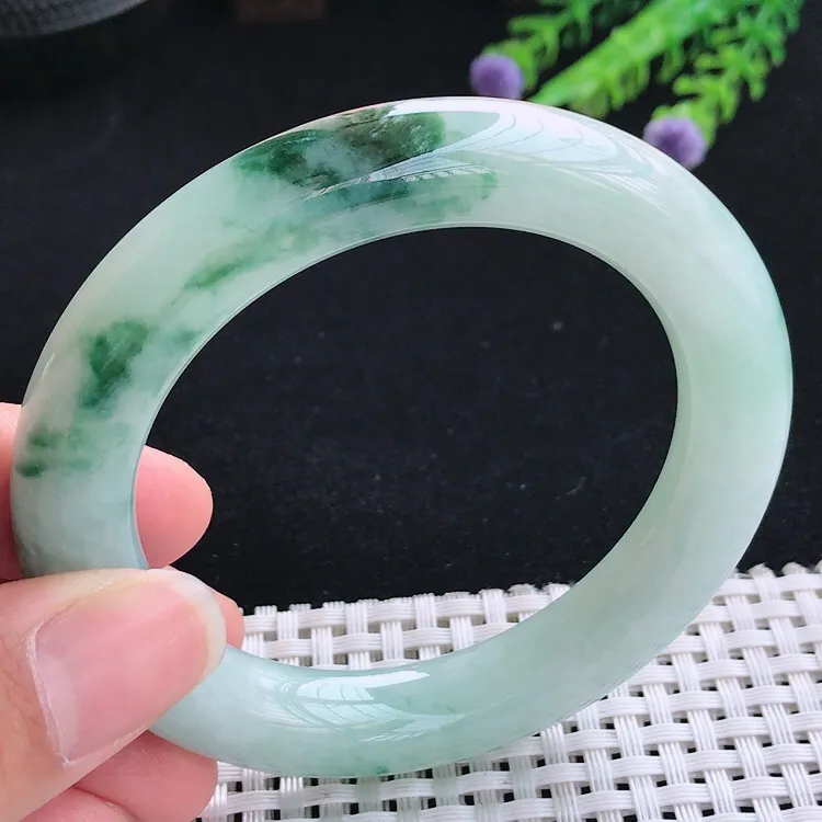自然光54.8圈口老坑精美温润飘花胖圆条手镯翡翠玉镯尺寸54.8/11.2/11