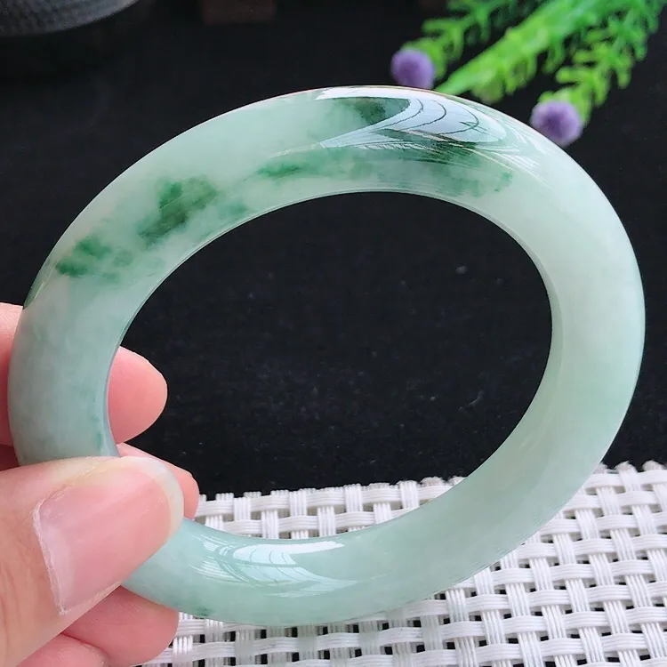 自然光54.8圈口老坑精美温润飘花胖圆条手镯翡翠玉镯尺寸54.8/11.2/11