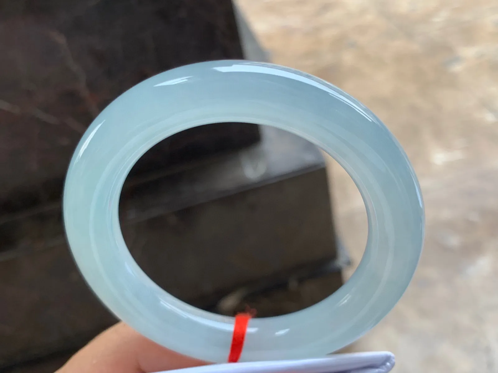 58.5-11.5mm
冰种晴水圆条手镯 水润冰透 葡萄肉质地