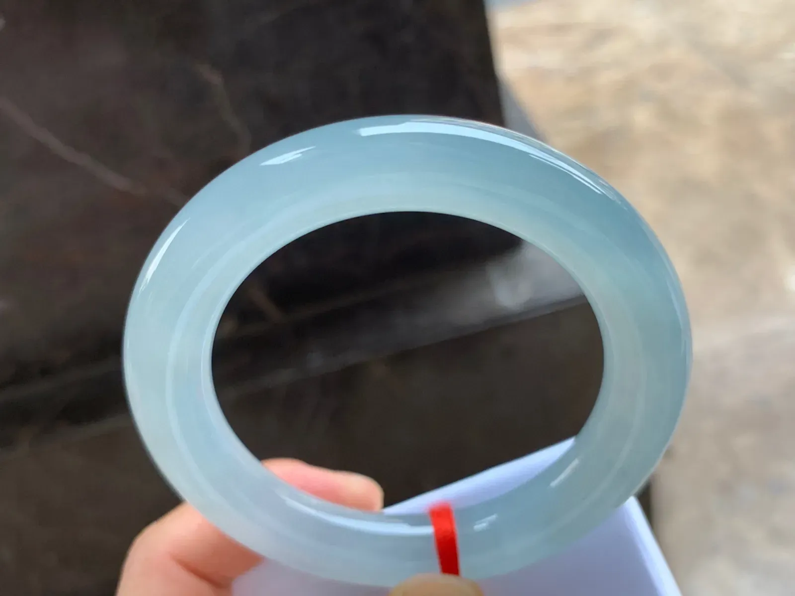 58.5-11.5mm
冰种晴水圆条手镯 水润冰透 葡萄肉质地