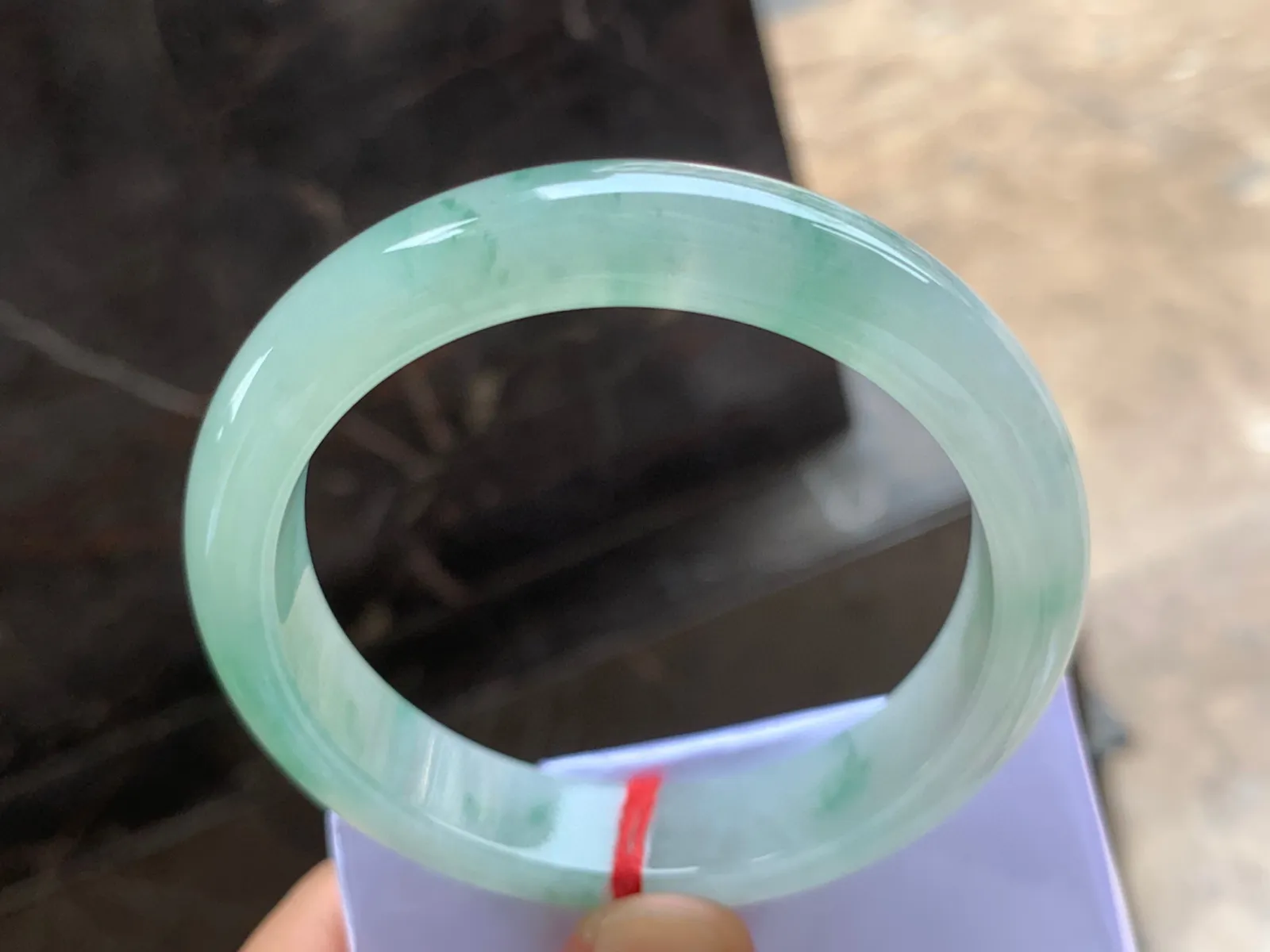 58-12.5-8mm
冰种绿花手镯 水润清新 上手漂亮