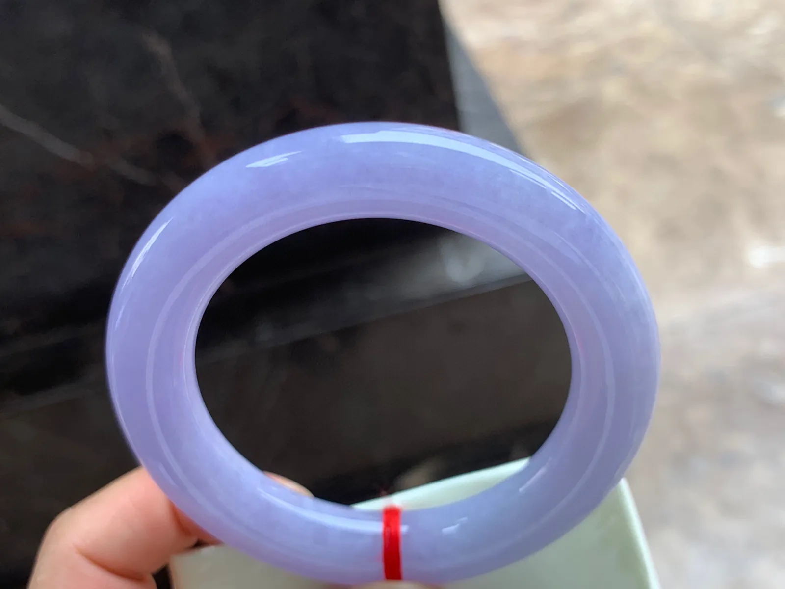 52-11.5mm
紫罗兰圆条手镯 颜色浓郁 条形优秀 上手高贵大气