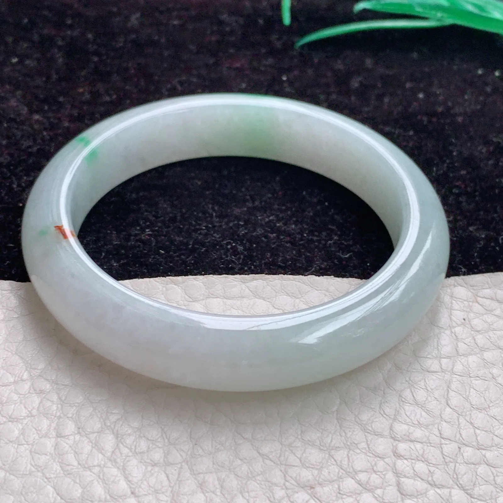 jx自然光小圈口53*11.5*8缅甸A货翡翠手镯三彩平安镯 飘绿宽边正圈玉镯